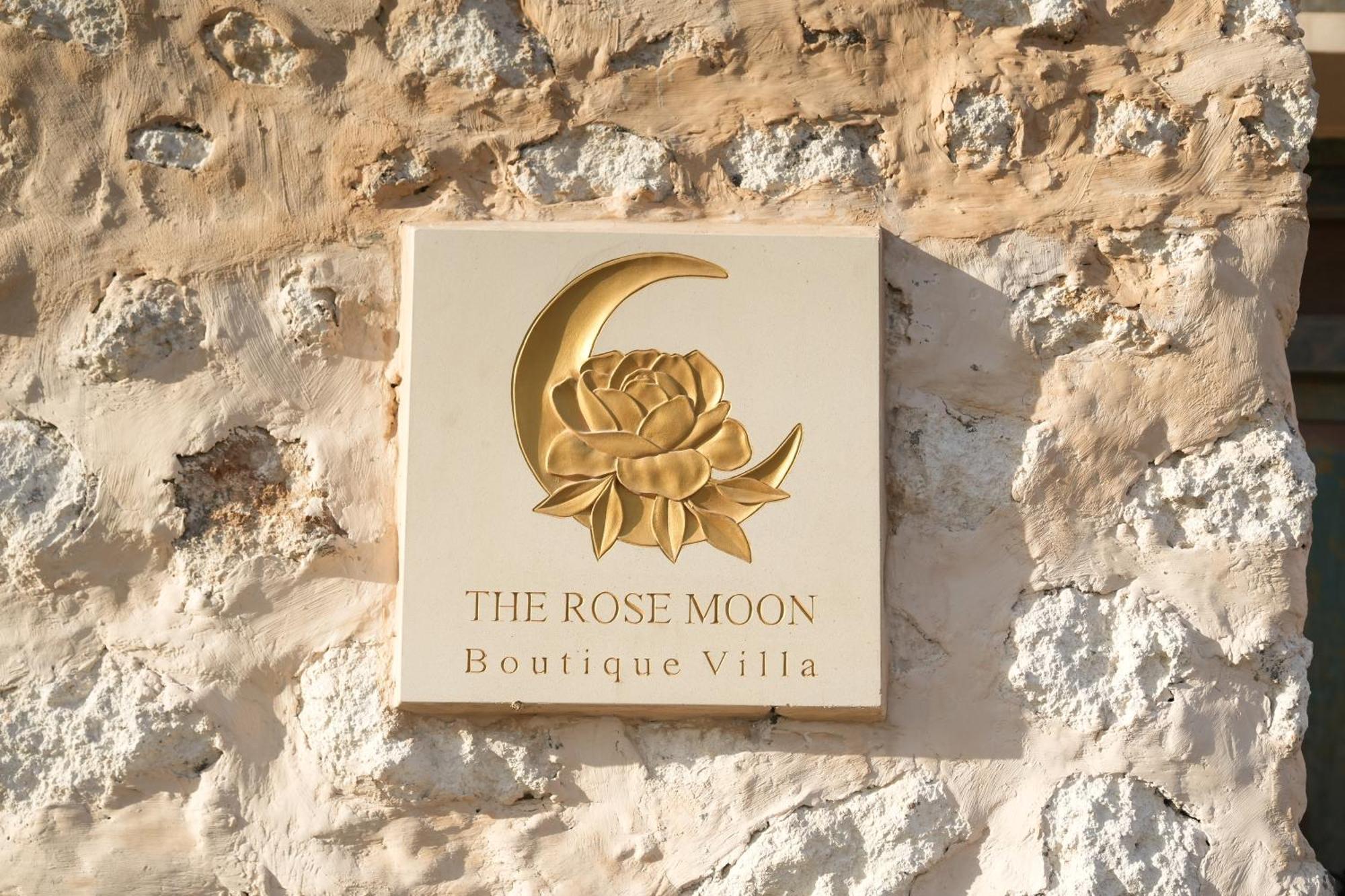 The Rose Moon Villa - Uluwatu Exteriör bild